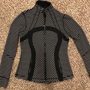 Lululemon define jacket size 8.
